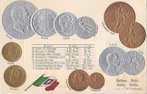 Eine Sammlung italienischer Münzen von 1877-1910, darunter mehrere 20 Lire Münzen, in einer Reihe mit Text und Porträts angeordnet, begleitet von zwei Flaggen unten, darunter die italienische Flagge.