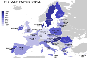 Eine Europakarte, die die EU-Mehrwertsteuersätze von 2014 in Prozent mit entsprechendem Text anzeigt.