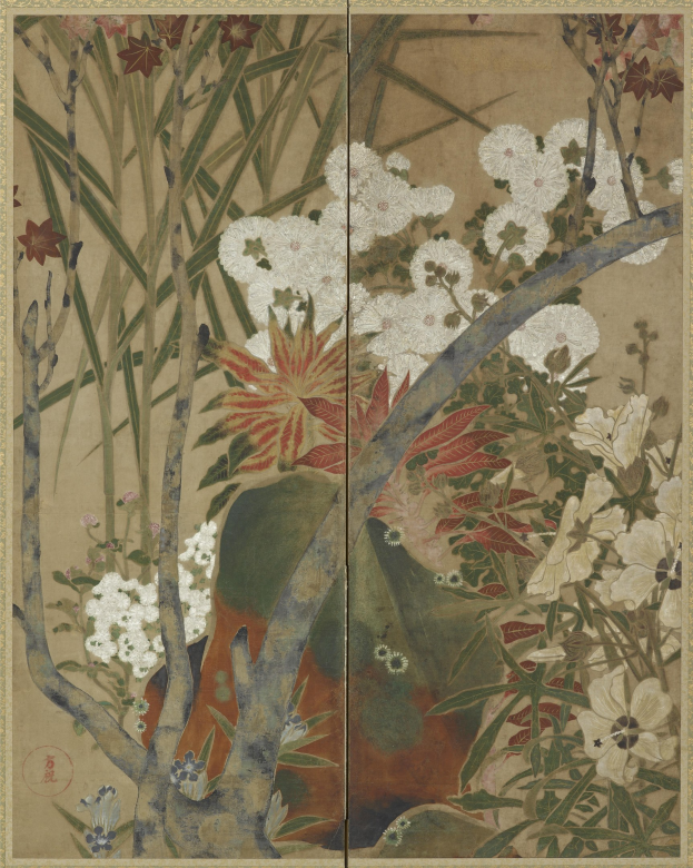 Japanischer Faltbildschirm mit einem detaillierten Gemälde von leuchtenden Blumen und Pflanzen in einer üppigen Landschaft.