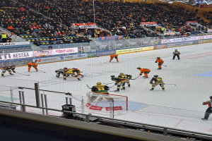 Eisbären Berlin eröffnen neue Saison mit Heimspiel gegen Straubing